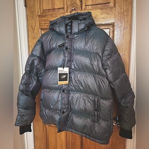 TNA… Aritzia Super Puff - Brand New - Never worn!!